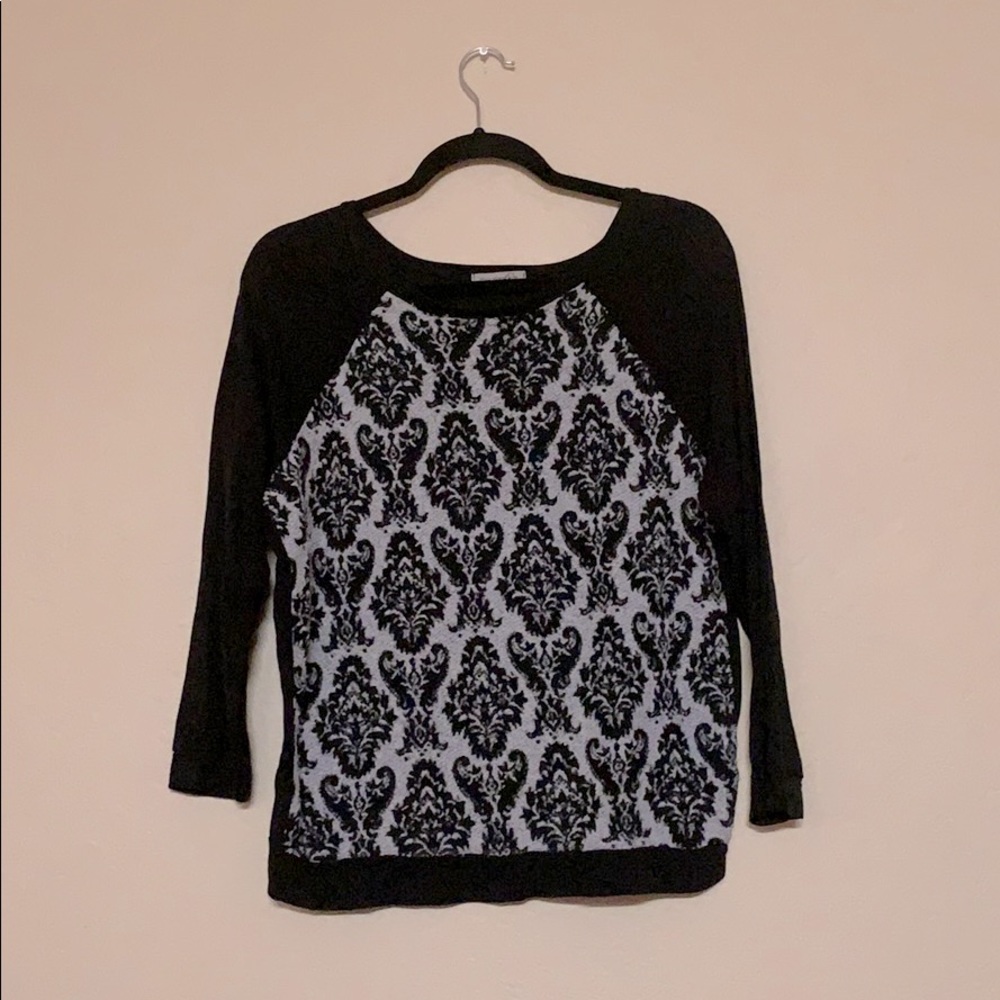 Long Sleeve White Ornamental Design Shirt